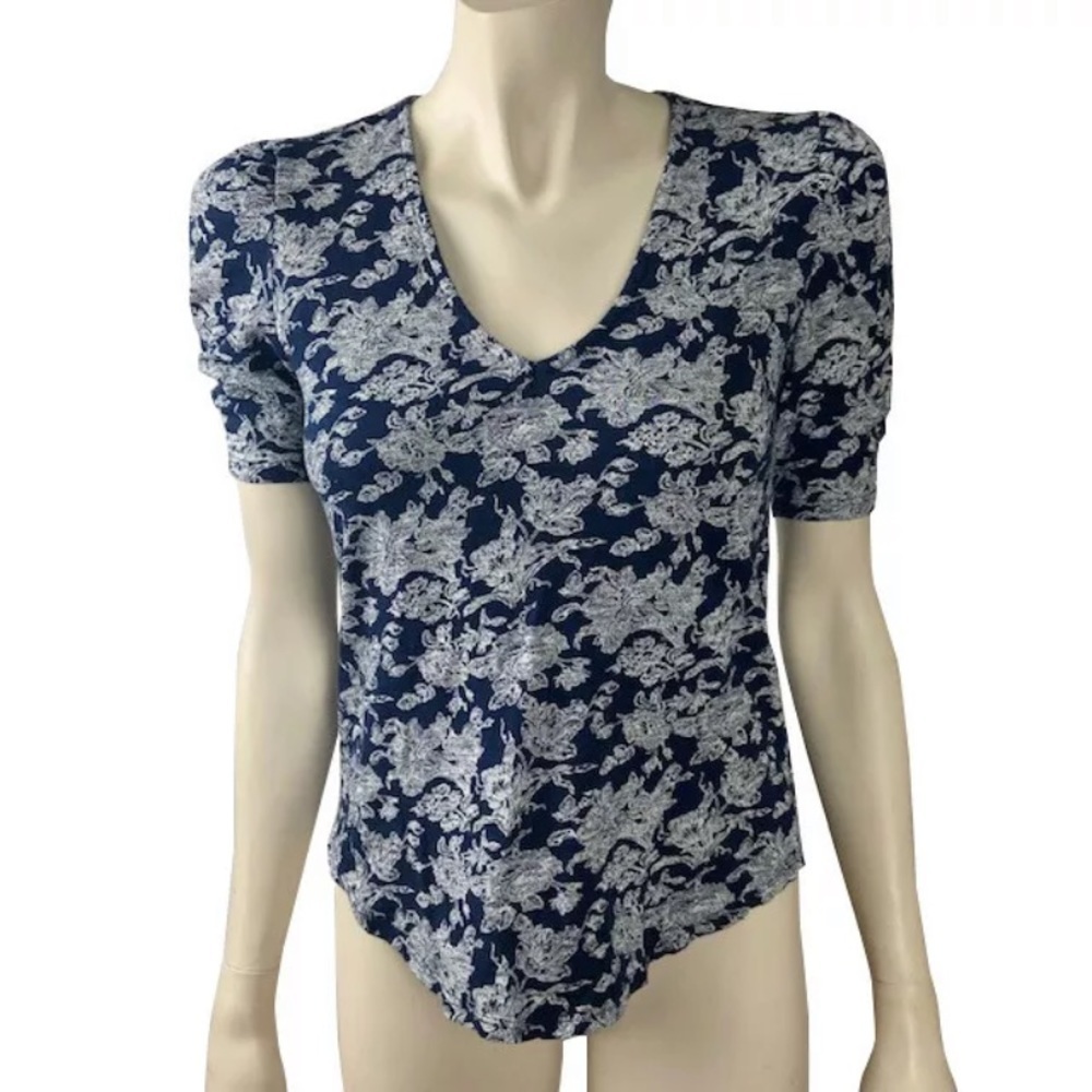 Lucky Brand Navy Floral Top‎